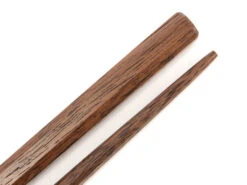 Japanische Essstäbchen Hachi, Walnuss, 23 Cm -UMIMI Geschaft japanische essstaebchen hachi walnuss 23 cm 1