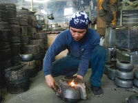 Japanische Teekanne Gusseisen KIKKO, 0,65 L 8 Japanische Teekanne Gusseisen KIKKO, 0,65 L – Bild 6